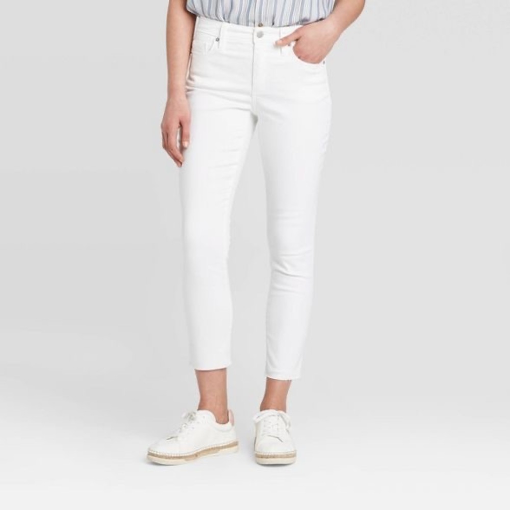 White mid rise skinny jeans